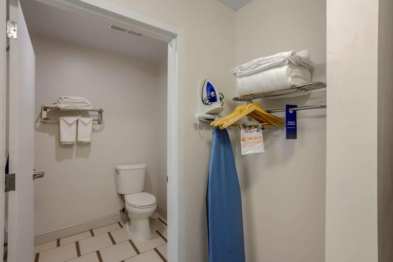 Comfort Inn&Suites Mt Laurel - Philadelphia Mount Laurel Extérieur photo