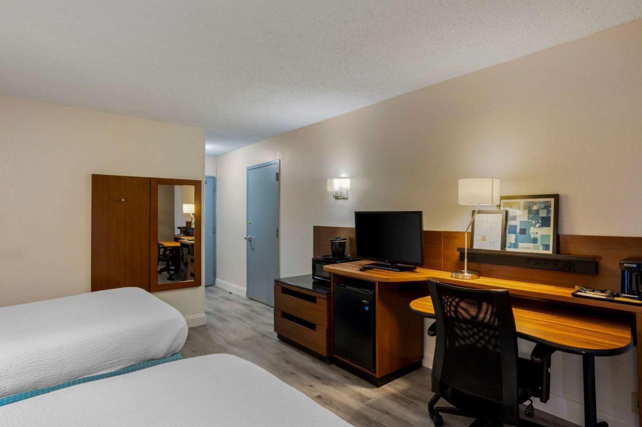 Comfort Inn&Suites Mt Laurel - Philadelphia Mount Laurel Extérieur photo