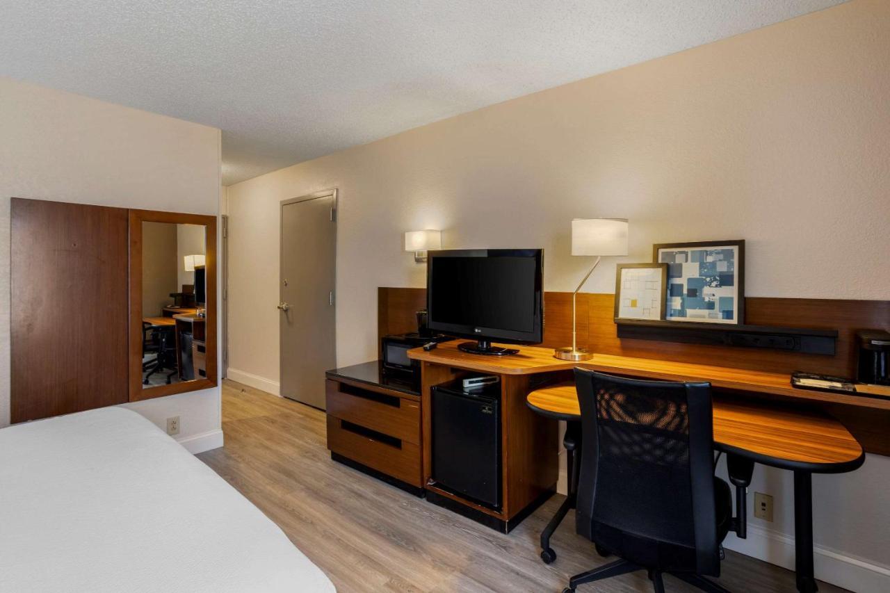 Comfort Inn&Suites Mt Laurel - Philadelphia Mount Laurel Extérieur photo
